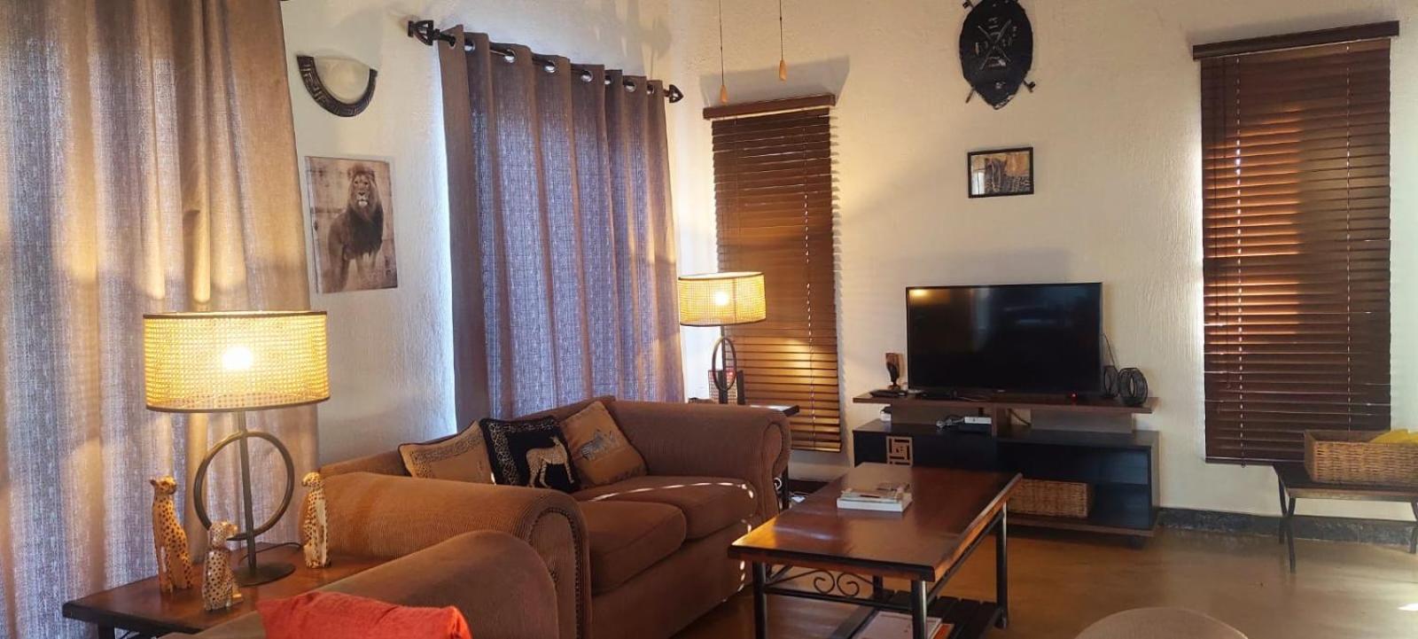 The Cheetah Rest Villa Ходспруит Екстериор снимка